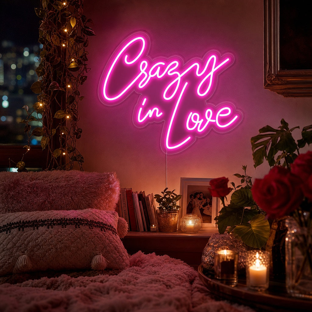 "Crazy In Love Neon" Enseigne Lumineuse en Néon