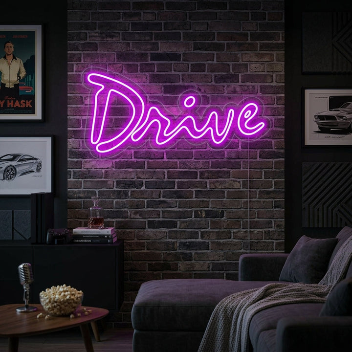 "Drive, Télévision" Enseigne Lumineuse en Néon
