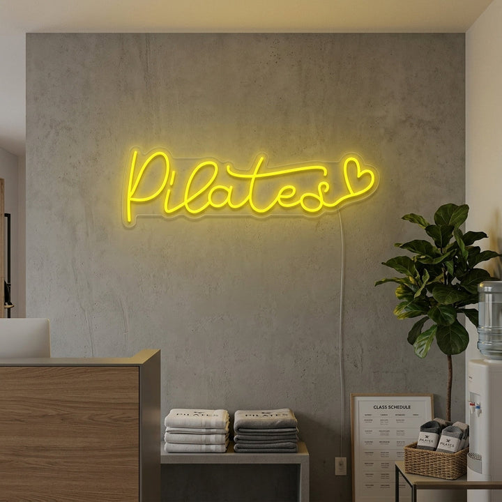 "Pilates Cœur" Enseigne Lumineuse en Néon