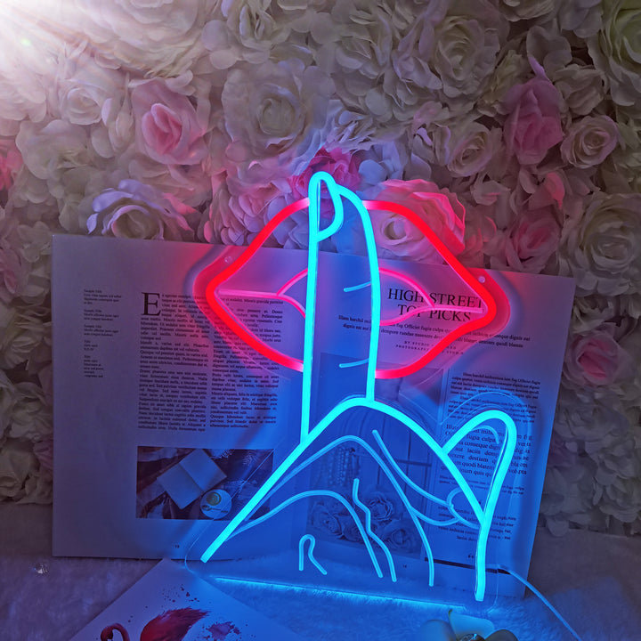 "Lèvres, Tais-Toi" Enseigne Néon LED Mini USB