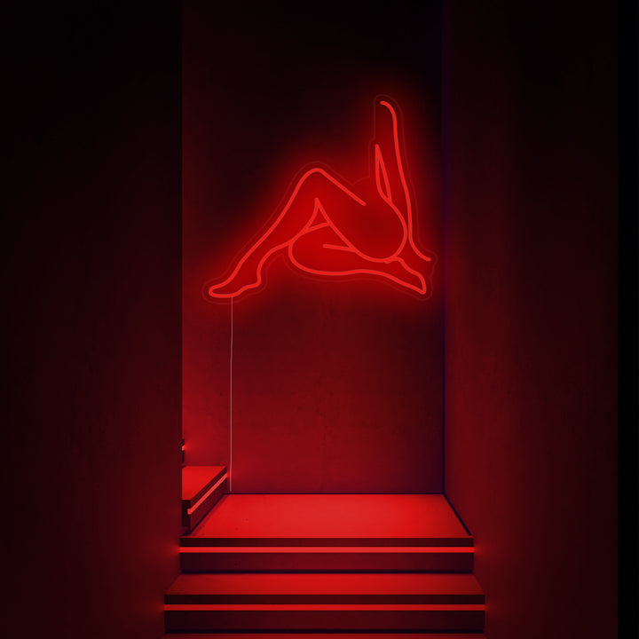 "Fille Nue Assise Dans Une Pose Élégante" Enseigne Lumineuse en Néon